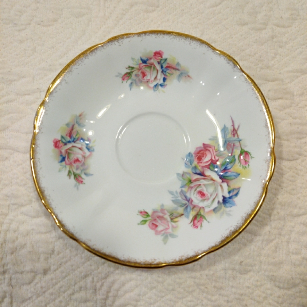 VTG Society Bone China Pink rose Floral Tea Cup & Saucer with Gold Trim - Picture 7 of 10